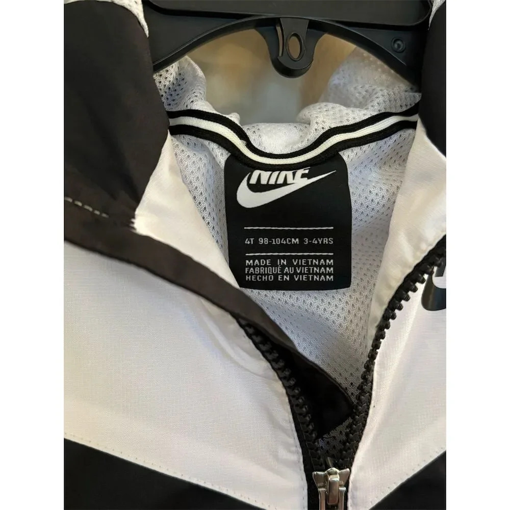 Nike‎ Boys' Windrunner Hooded Jacket Size 4T Black/White Full-Zip - Picture 2 of 3
